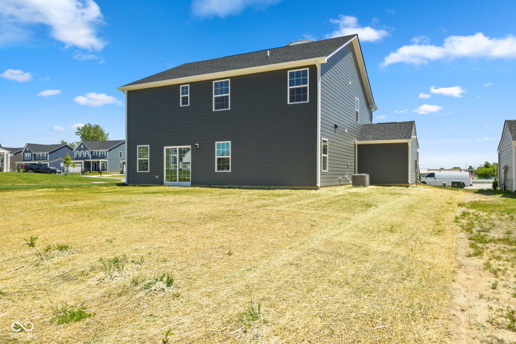 Listing Image 46