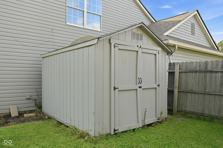 Listing Image 31