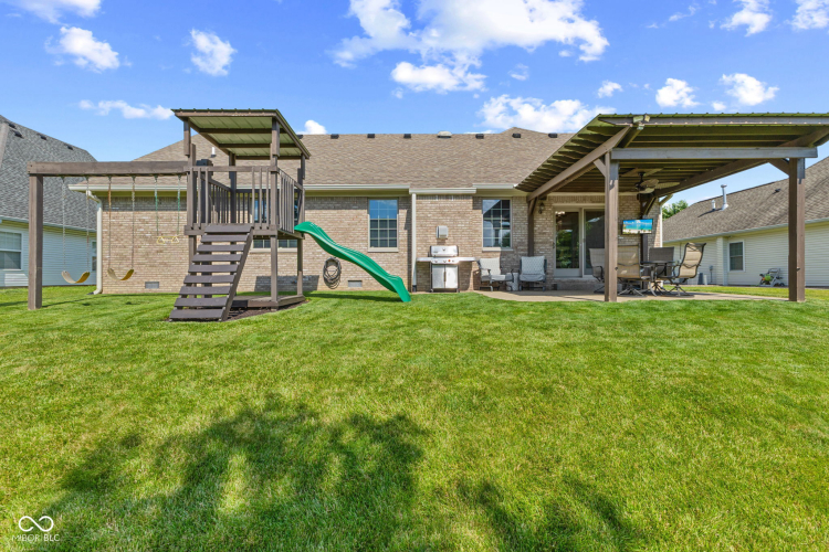 Listing Image 44