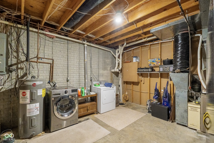Listing Image 32