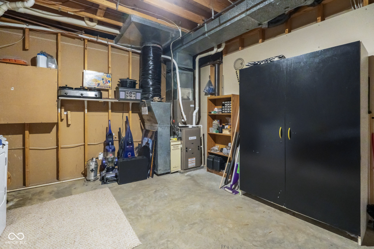 Listing Image 33