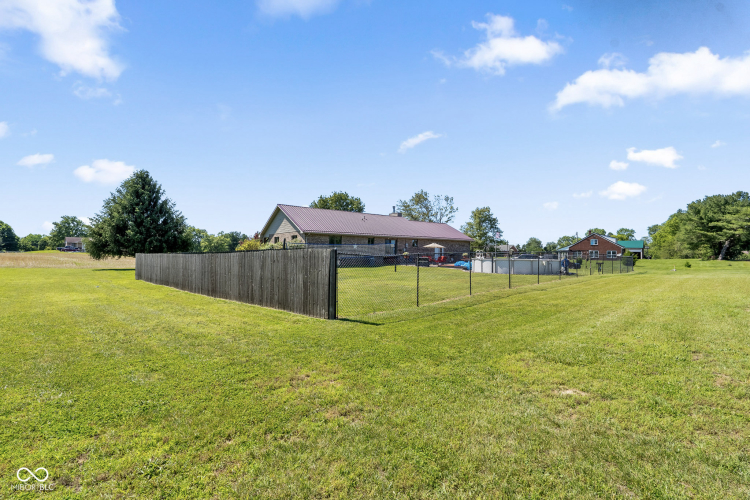 Listing Image 37