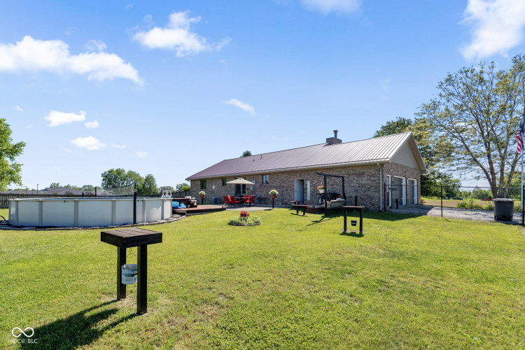 Listing Image 40