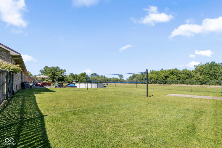 Listing Image 41
