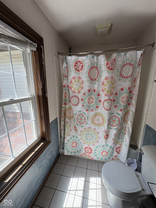 Listing Image 52