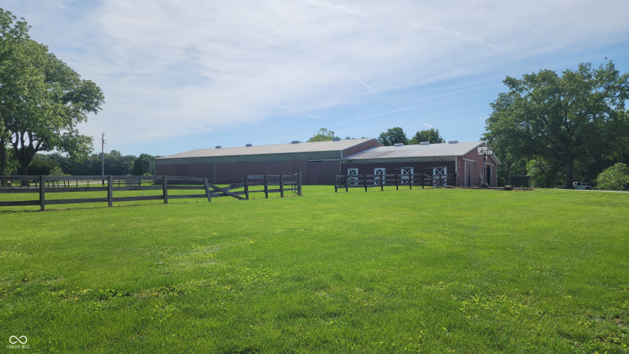 Listing Image 8