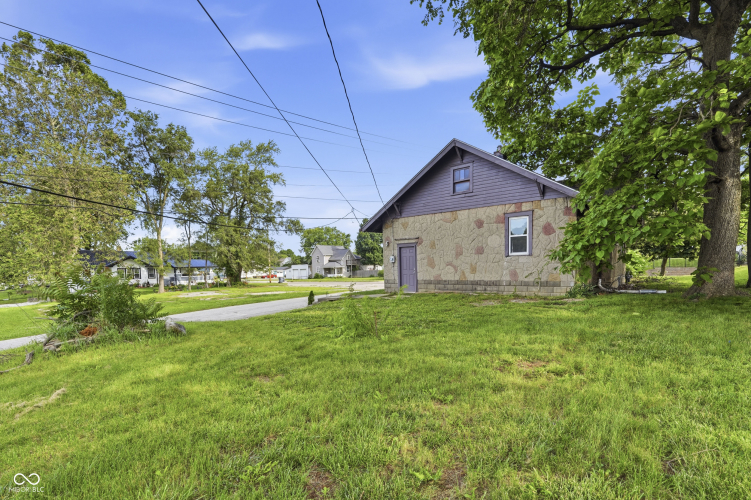 Listing Image 27