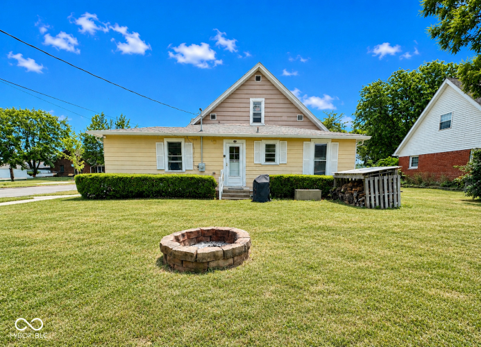 Listing Image 3