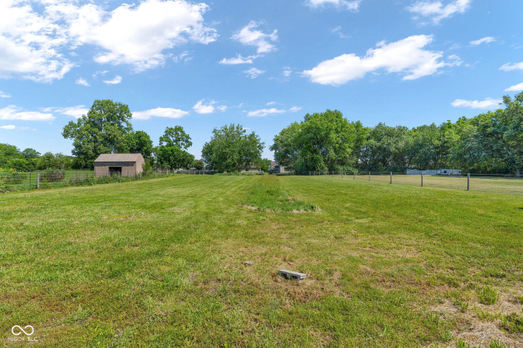 Listing Image 36