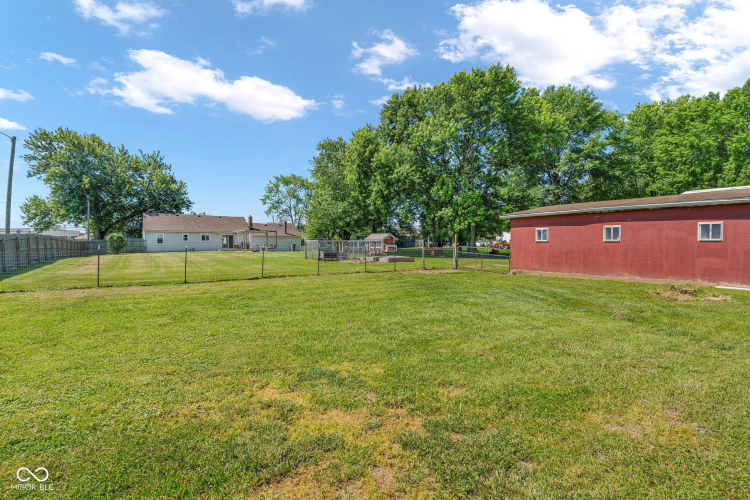 Listing Image 37