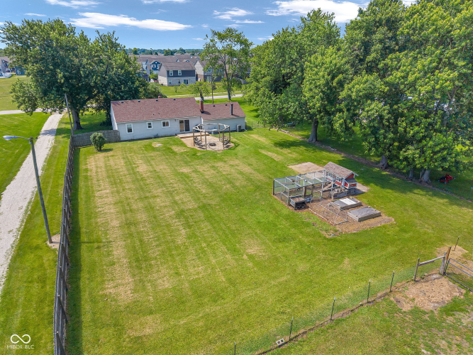Listing Image 44