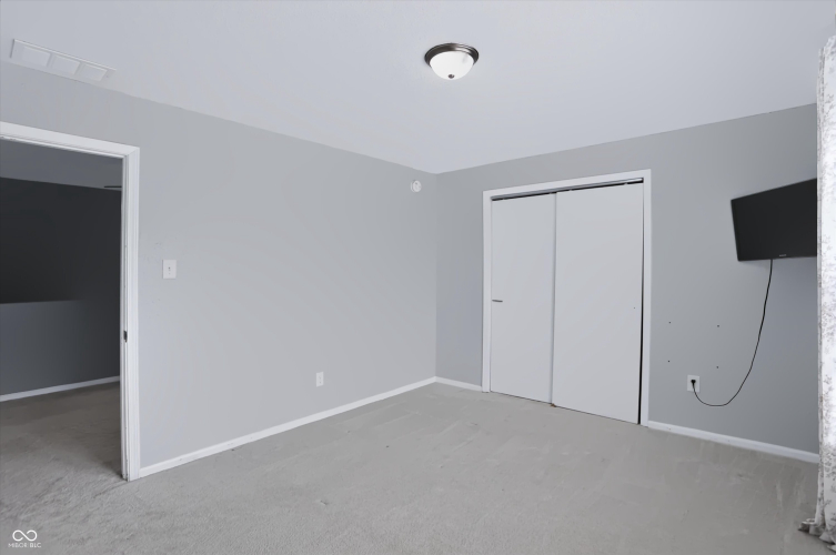 Listing Image 53