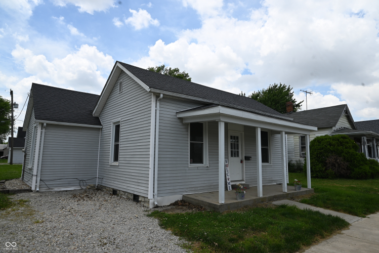 Listing Image 10