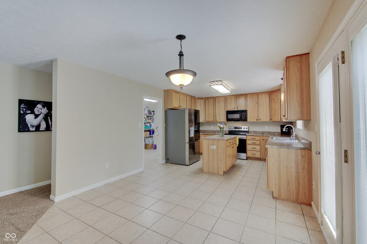Listing Image 18