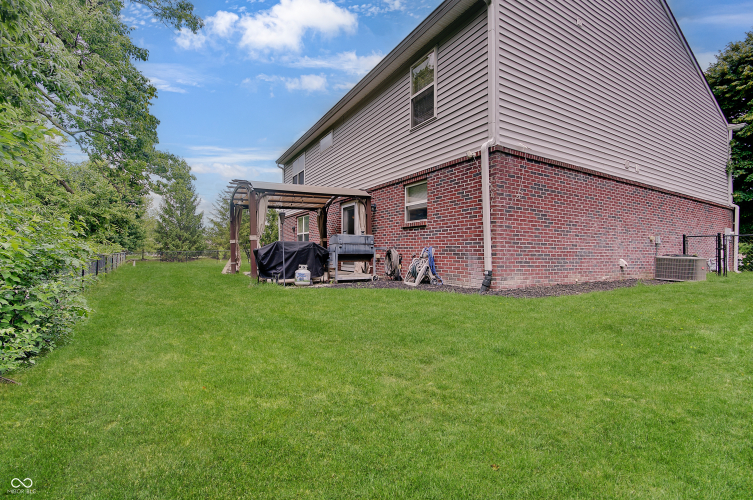 Listing Image 48