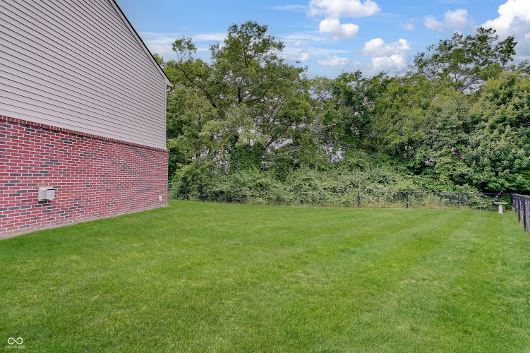 Listing Image 50