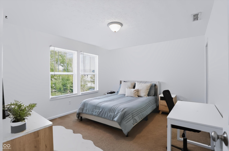 Listing Image 27