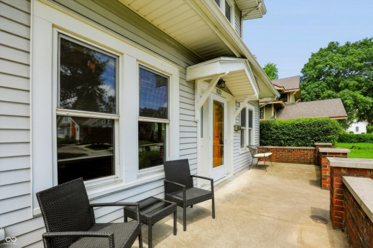 Listing Image 64