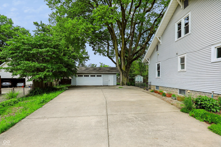 Listing Image 66