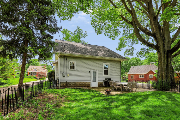 Listing Image 75