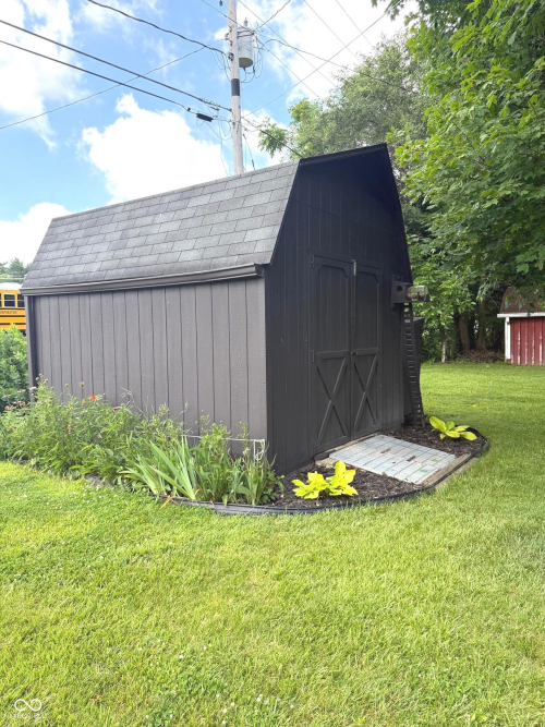 Listing Image 32