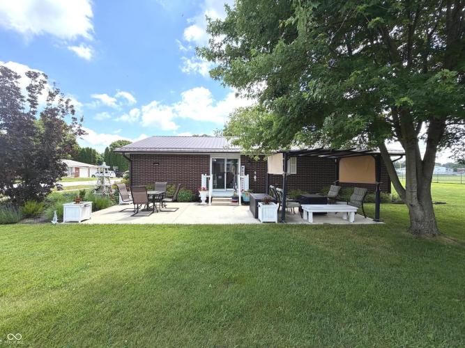 Listing Image 9