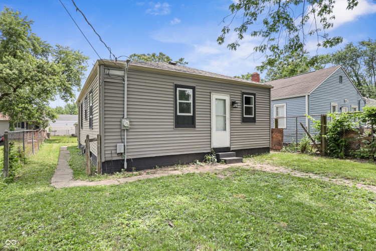 Listing Image 24