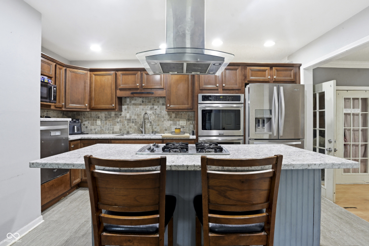 Listing Image 8