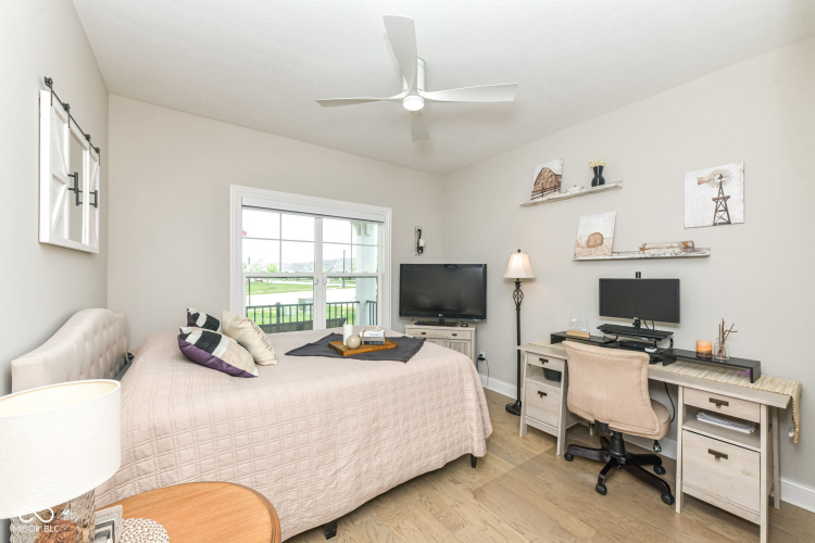 Listing Image 23
