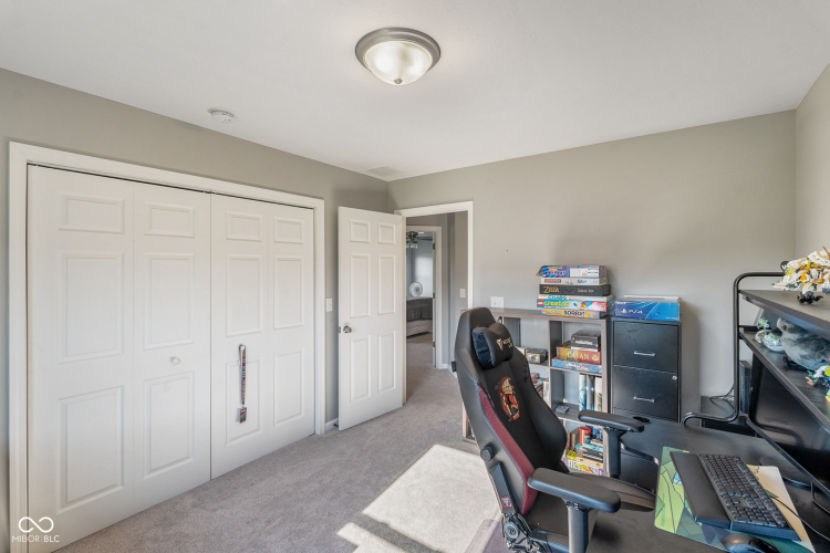Listing Image 25