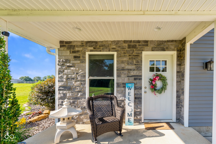 Listing Image 6