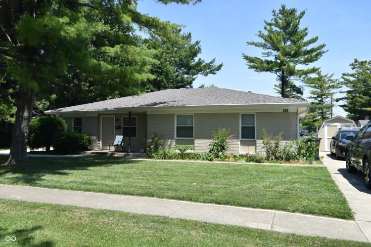 232 & 234 W McKenzie Road Greenfield, IN 46140
