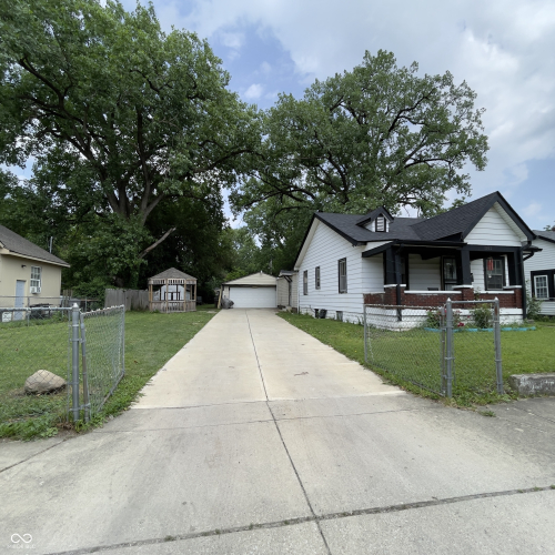 Listing Image 3