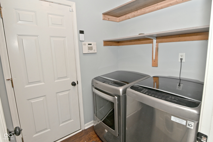 Listing Image 15