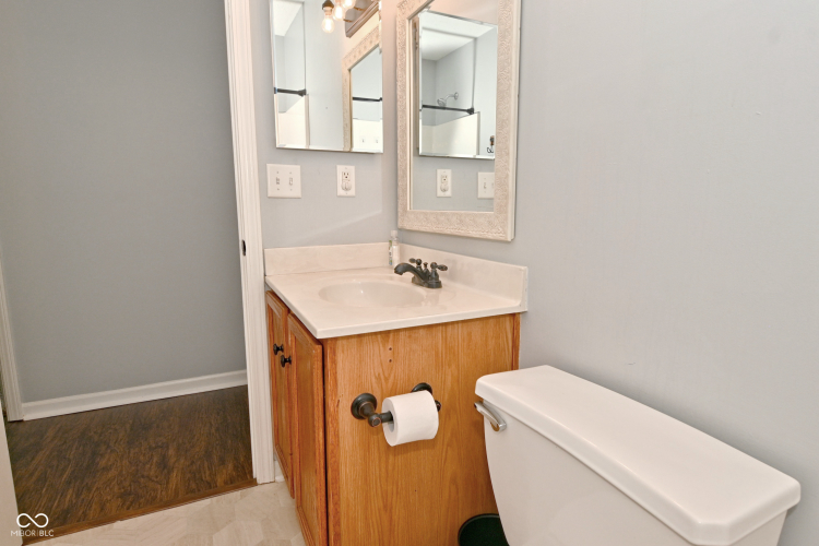 Listing Image 20