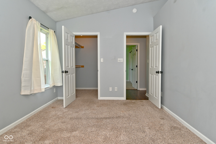 Listing Image 28