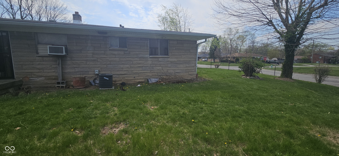 Listing Image 24
