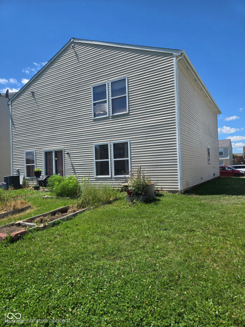 Listing Image 26