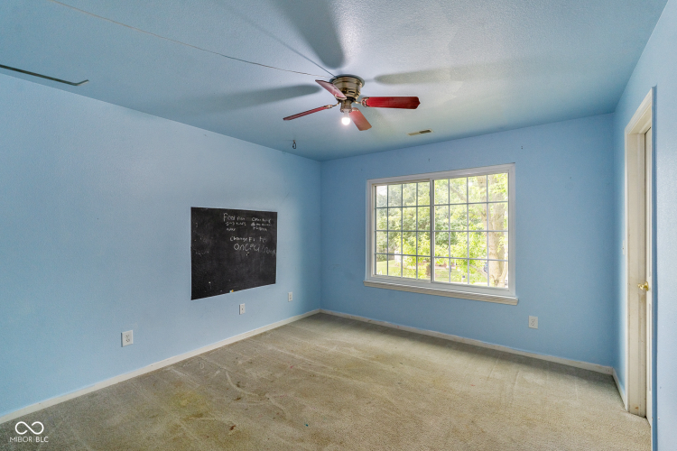 Listing Image 29