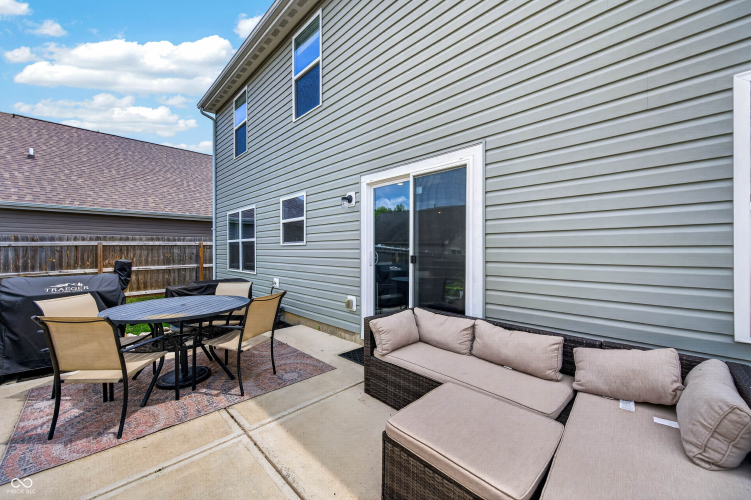 Listing Image 56