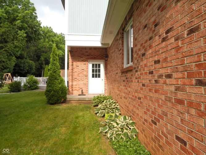 Listing Image 53