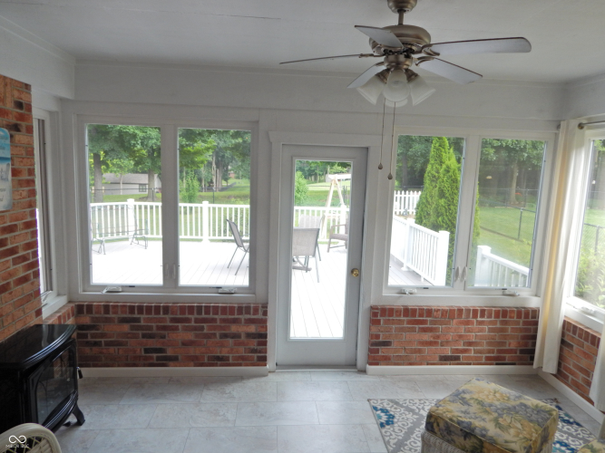 Listing Image 54