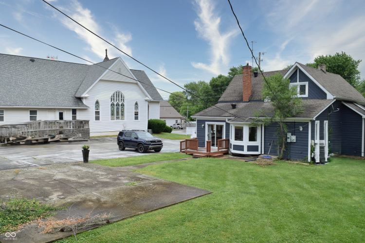 Listing Image 28