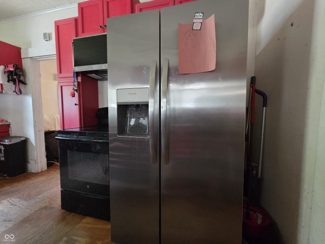 Listing Image 18