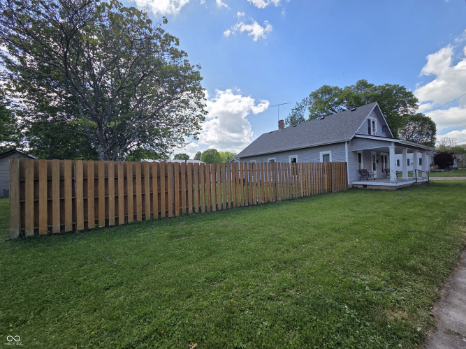 Listing Image 5