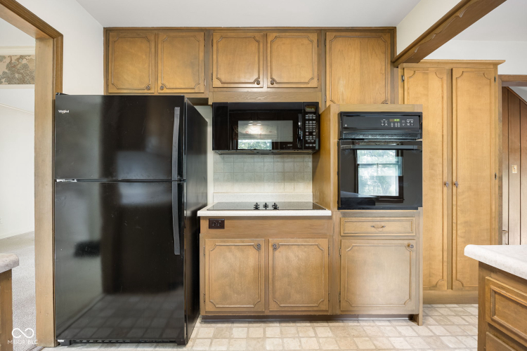 Listing Image 18