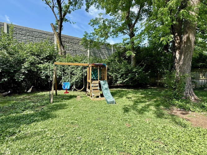 Listing Image 24