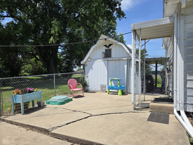 Listing Image 18