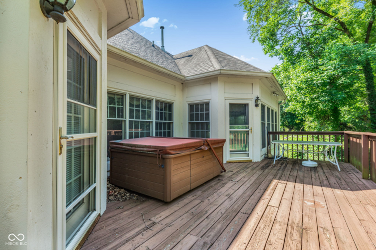Listing Image 16