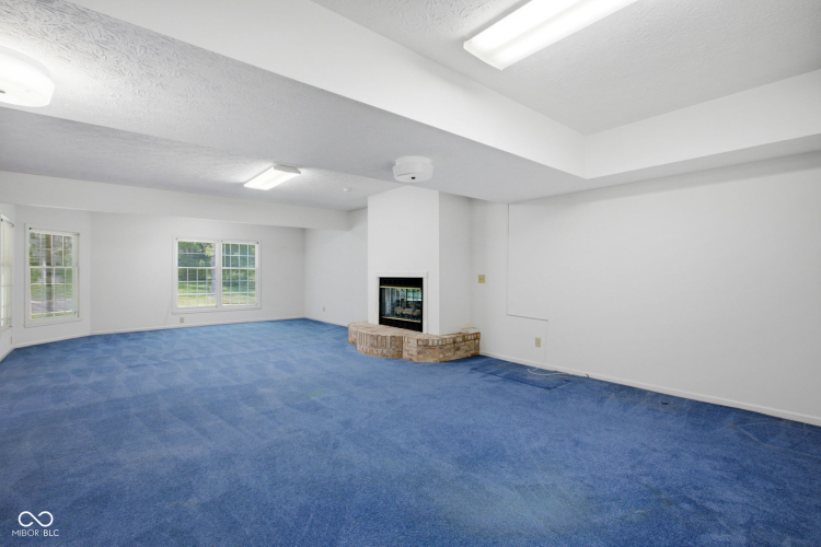 Listing Image 30
